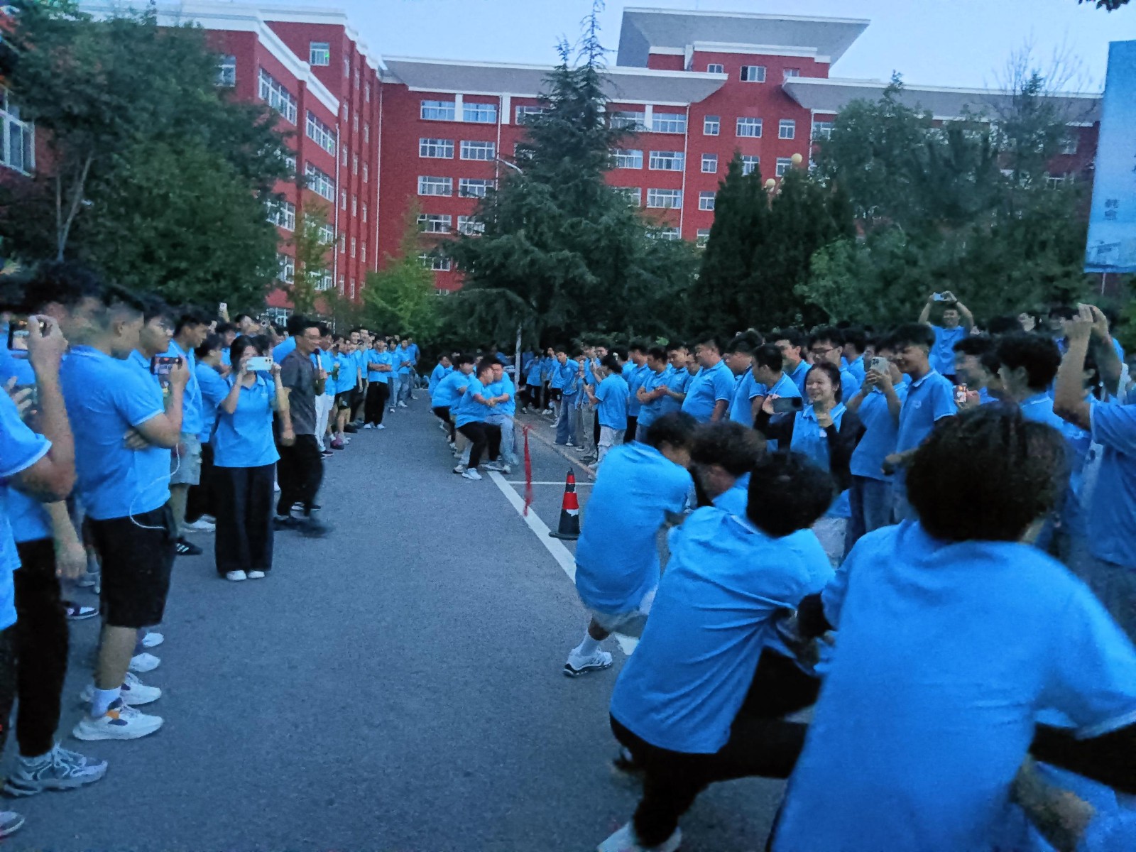 凝“新”聚力 團(tuán)結(jié)奮進(jìn)——2025迎新活動繽紛落地
