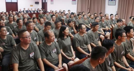 集團舉行第二季度中高層集訓(xùn)